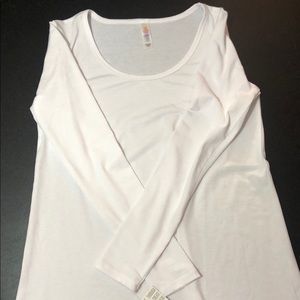 LuLaRoe Lynnae Shirt